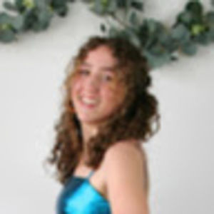 Meet your Posher, Isabel